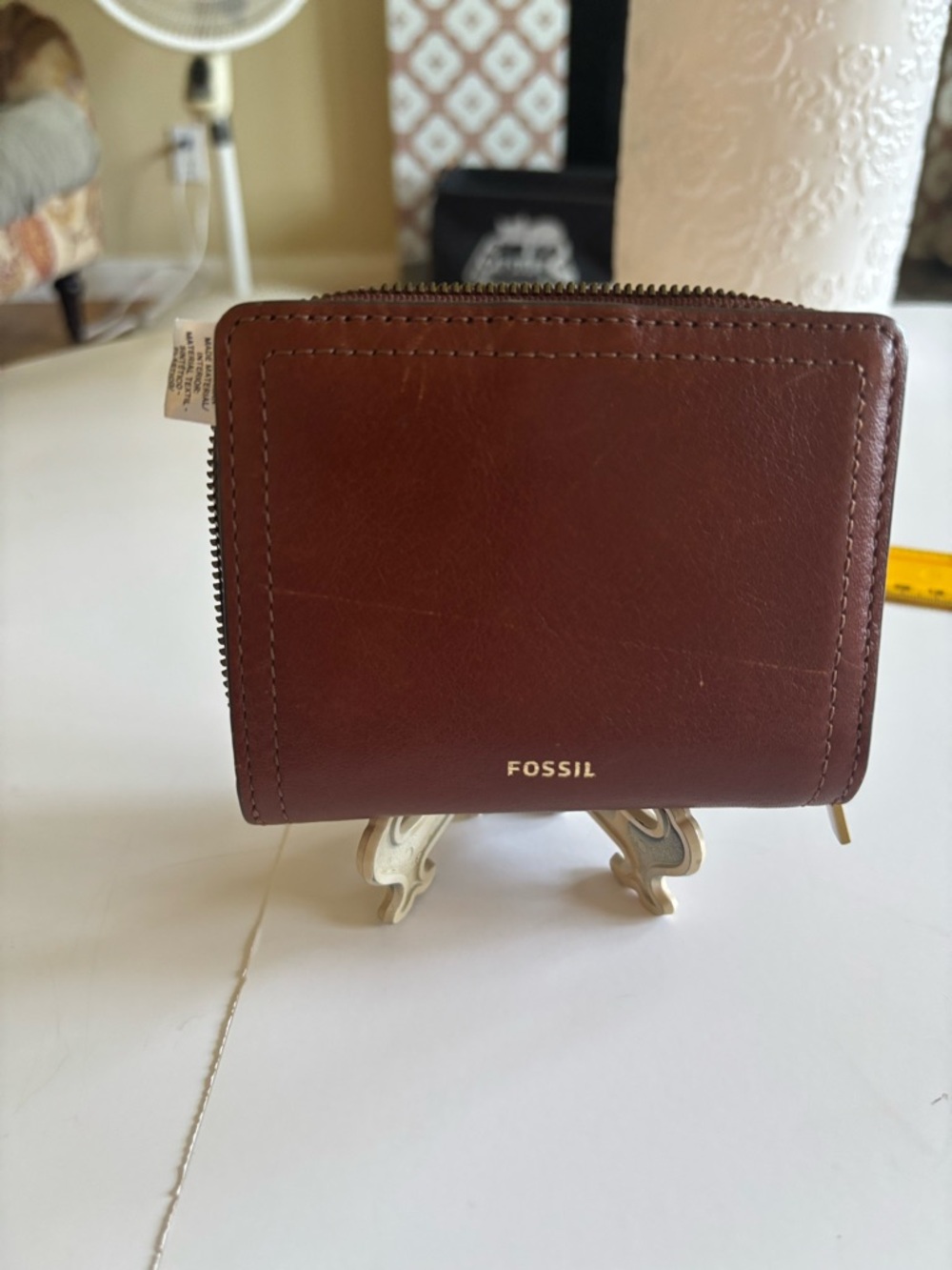 Fossil~ Chestnut Brown Leather Zip-Around Wallet